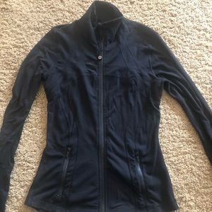 Lululemon jacket size 4